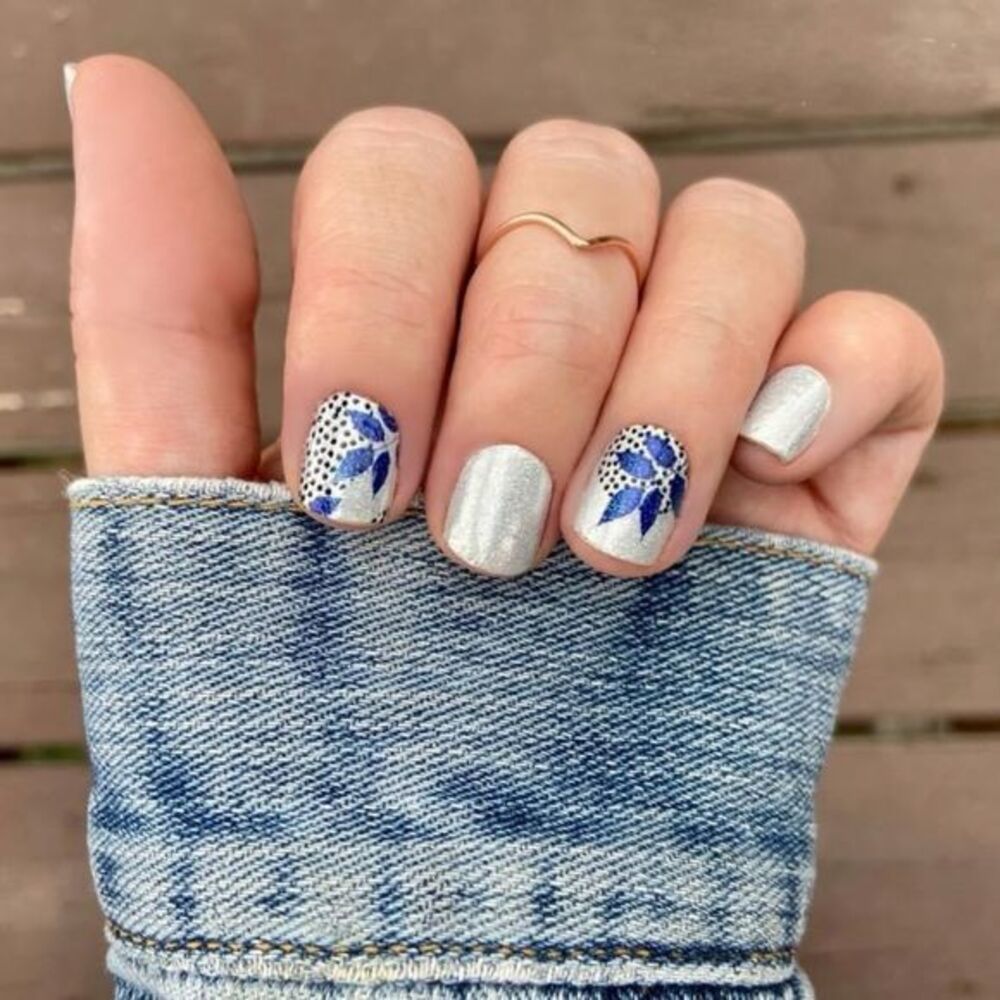Color Street | Leaf it to me, nail strips